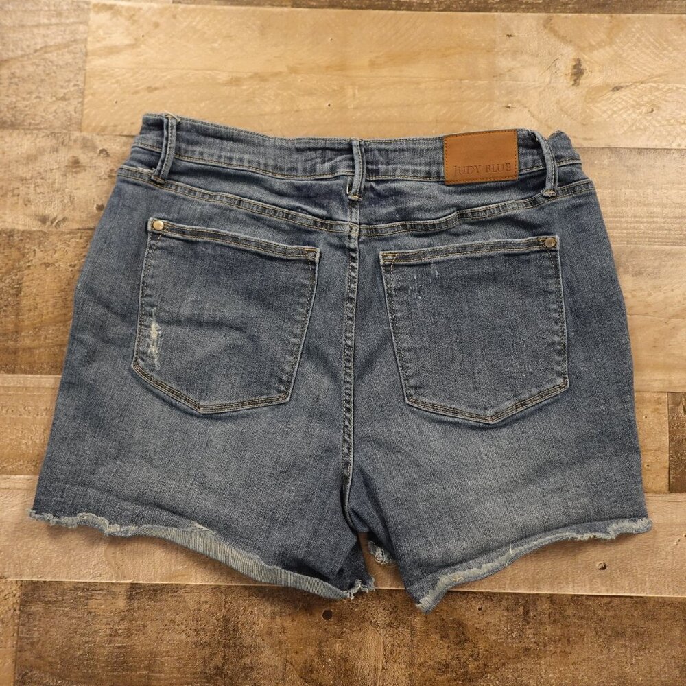 Judy Blue Denim Cutoff Shorts Women’s Plus‎ Size 1XL Blue - Picture 7 of 9